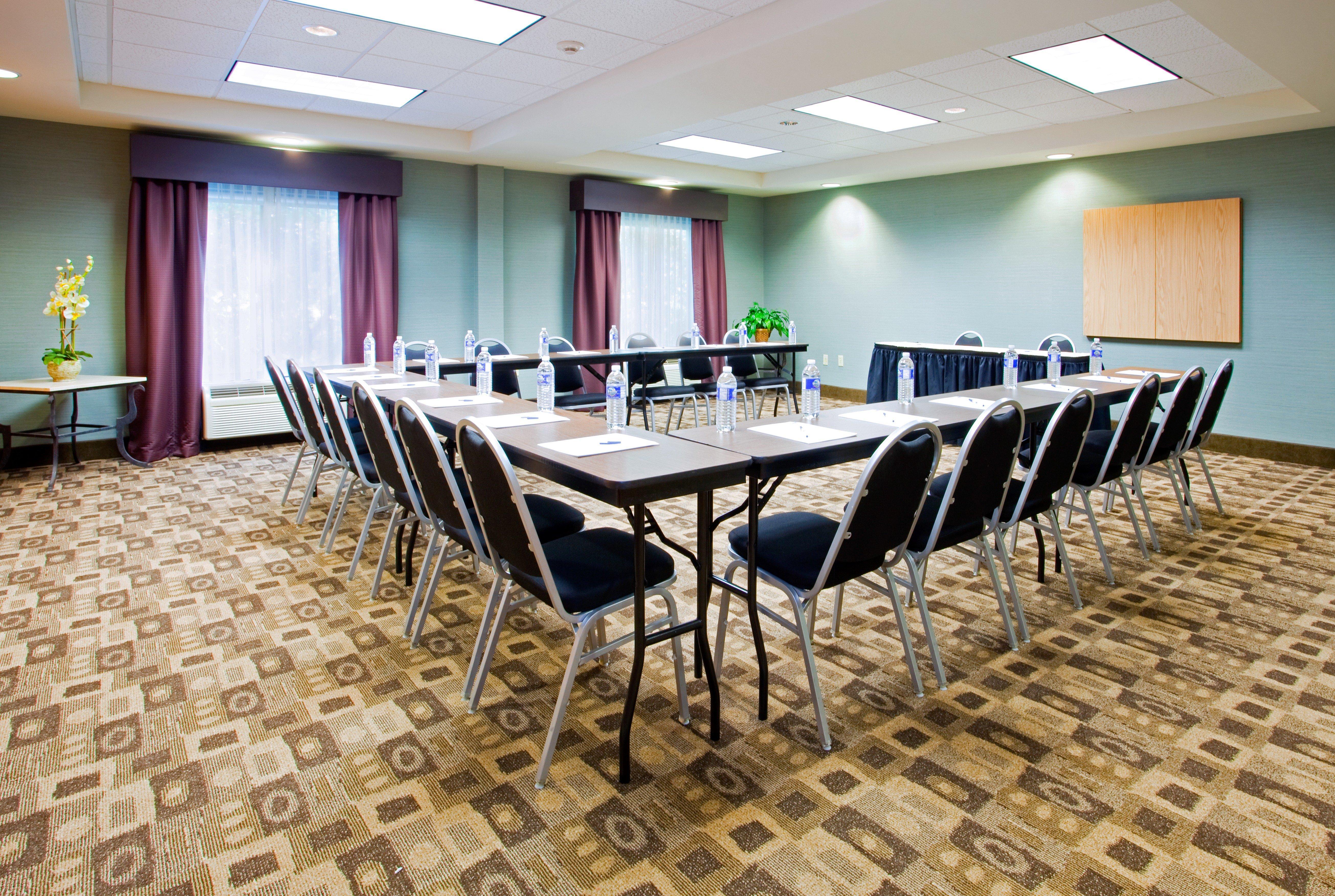 Hotel Express - Raleigh By Ihg Apex