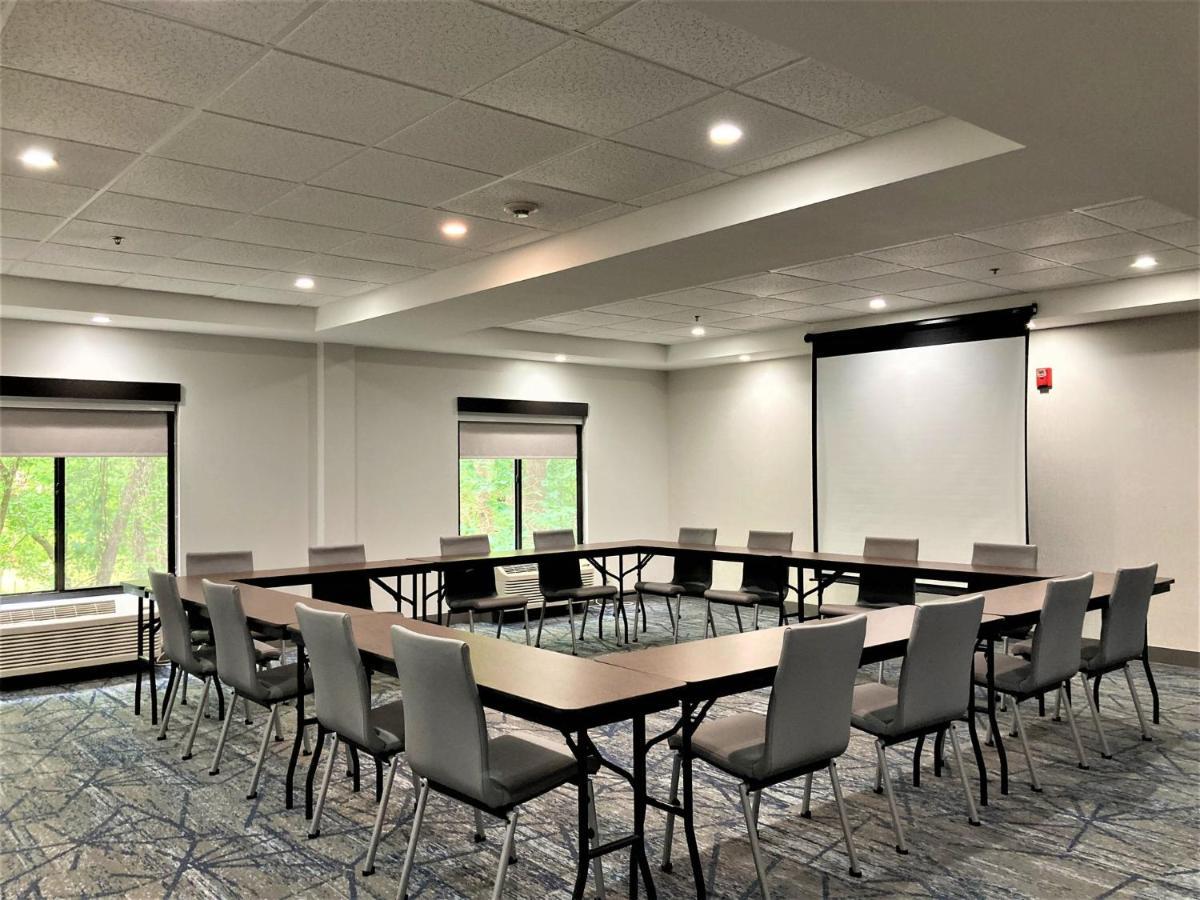 Hotel Express - Raleigh By Ihg Apex