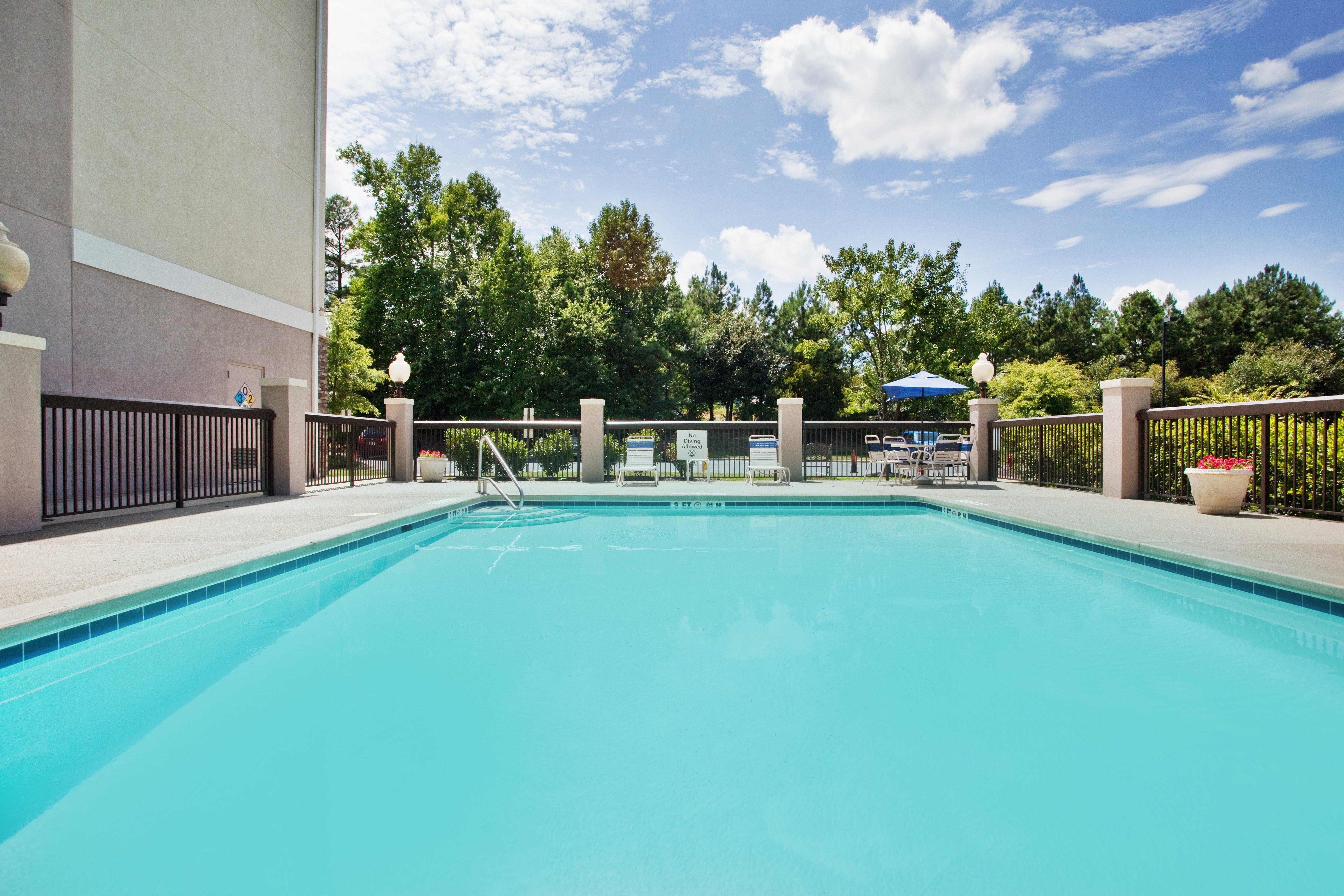 Express - Raleigh By Ihg Hotel Apex