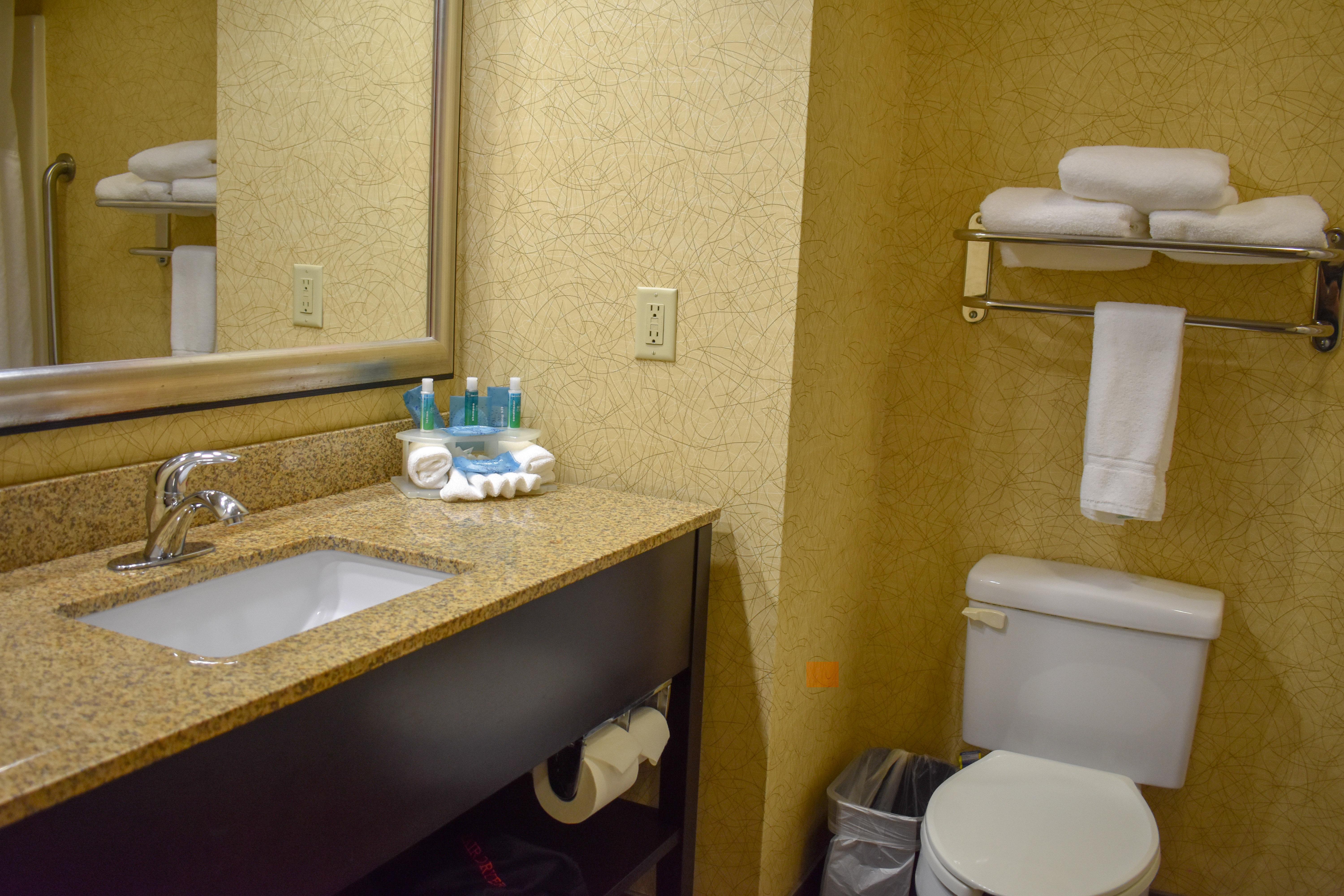 Express - Raleigh By Ihg Hotel 2*