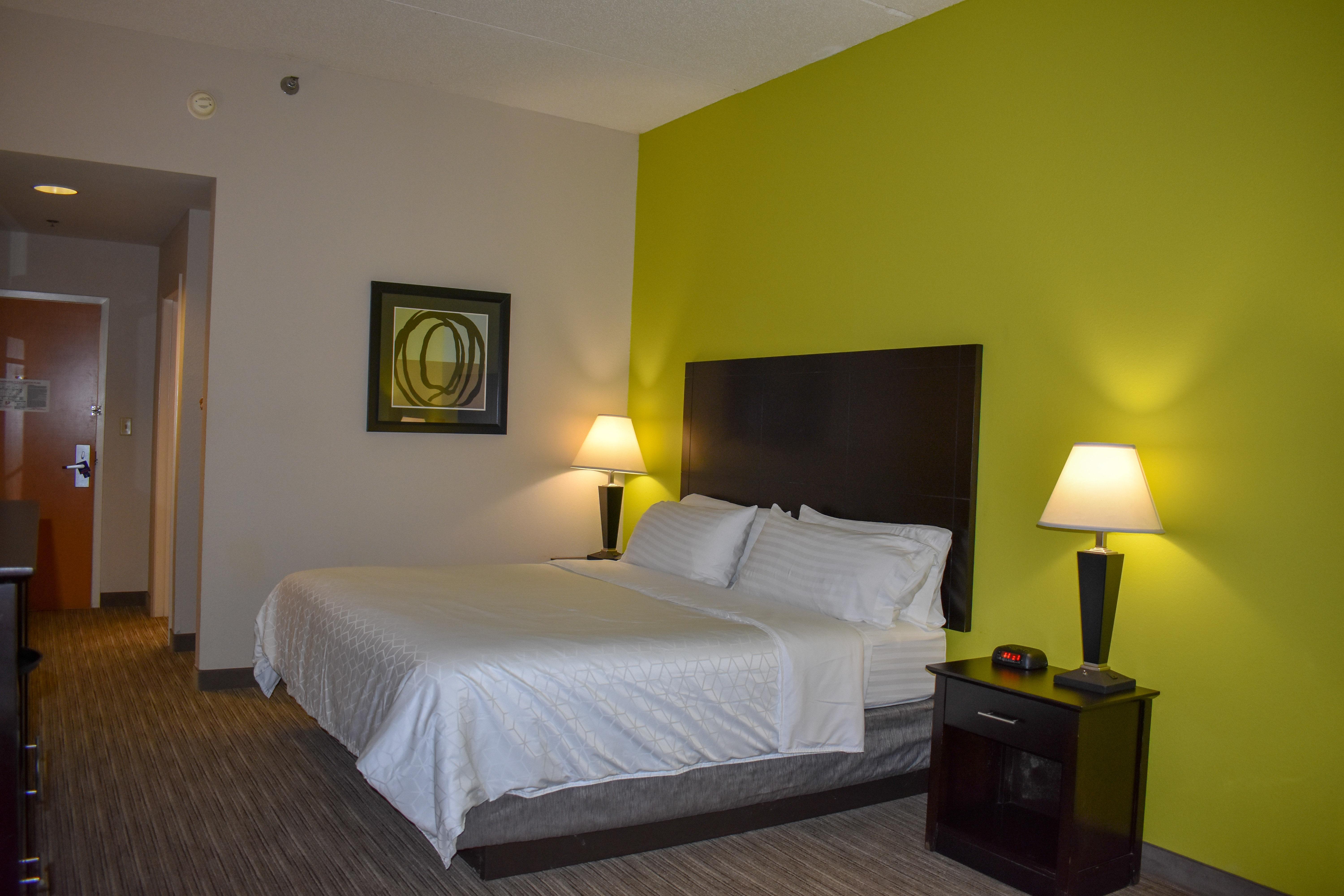 Express - Raleigh By Ihg Hotel Apex