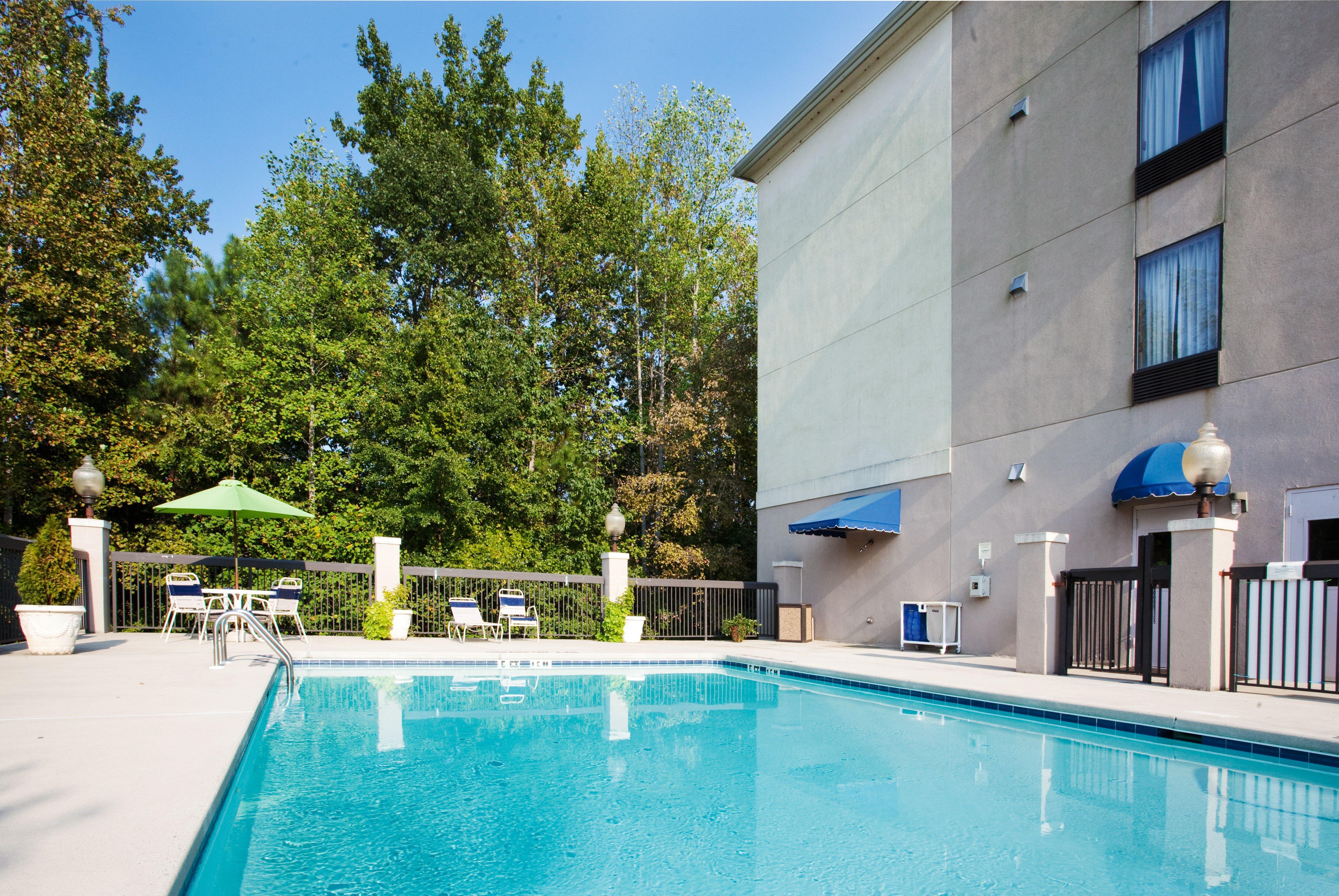 Express - Raleigh By Ihg Hotel